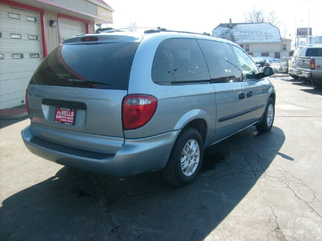 2004 Dodge Grand Caravan SE