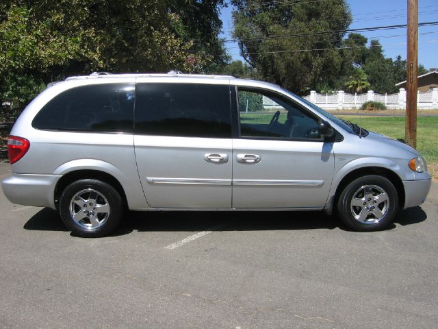 2004 Dodge Grand Caravan S