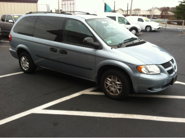 2004 Dodge Grand Caravan SE