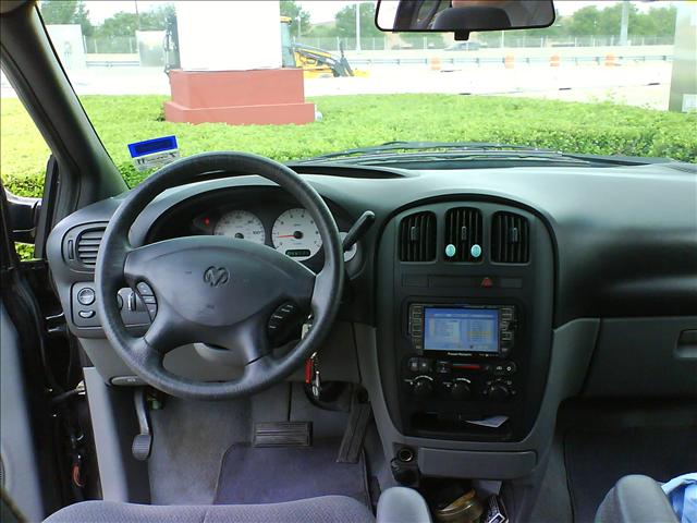 2004 Dodge Grand Caravan SE