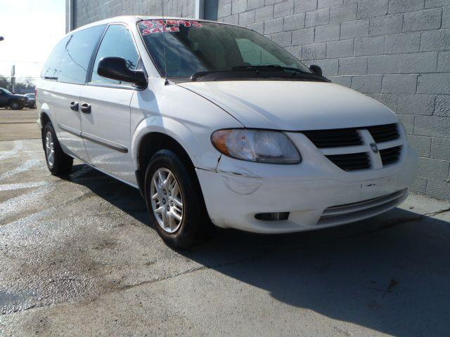 2004 Dodge Grand Caravan SE