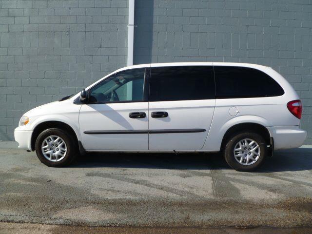 2004 Dodge Grand Caravan SE
