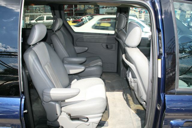 2004 Dodge Grand Caravan S