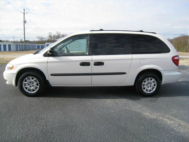 2004 Dodge Grand Caravan SE