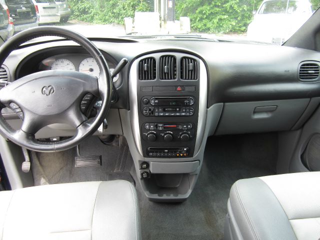 2004 Dodge Grand Caravan S