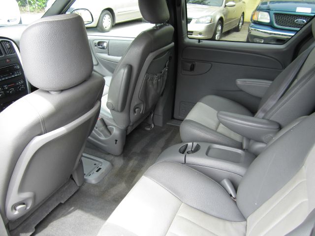 2004 Dodge Grand Caravan S
