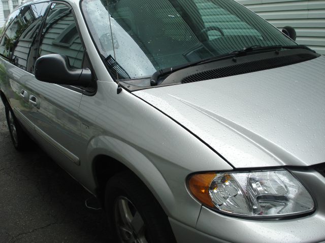 2004 Dodge Grand Caravan S