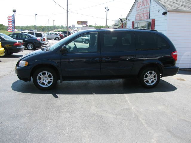 2004 Dodge Grand Caravan S