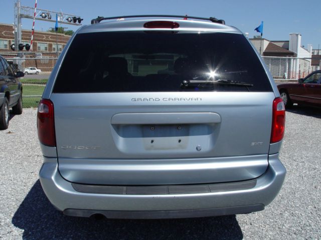 2005 Dodge Grand Caravan S