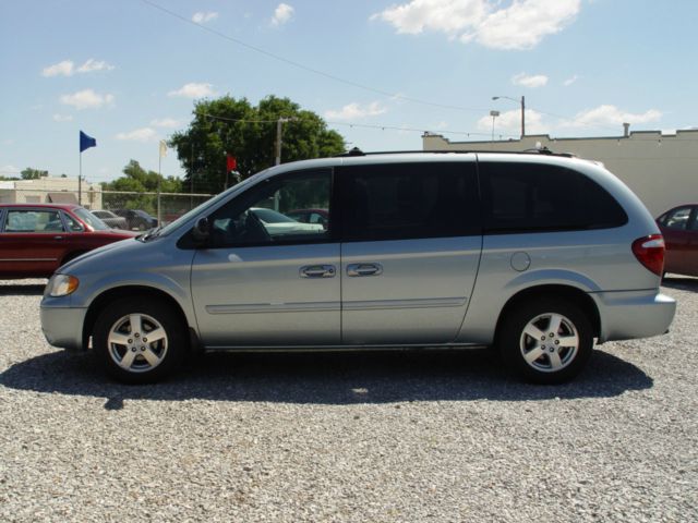 2005 Dodge Grand Caravan S