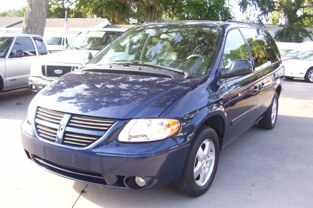 2005 Dodge Grand Caravan S