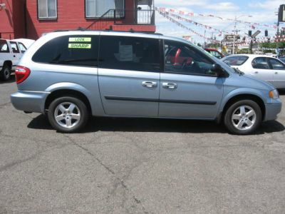 2005 Dodge Grand Caravan SE