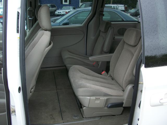 2005 Dodge Grand Caravan S