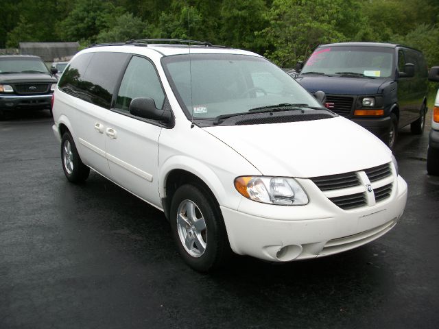 2005 Dodge Grand Caravan S