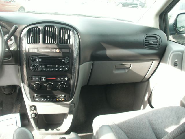 2005 Dodge Grand Caravan S