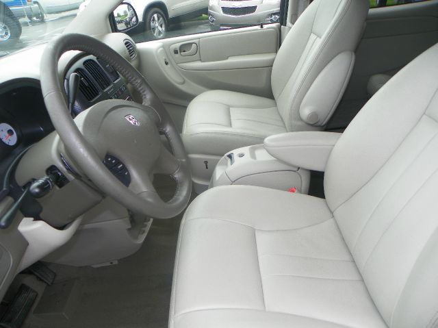 2005 Dodge Grand Caravan S