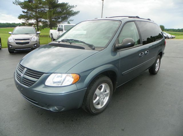2005 Dodge Grand Caravan S