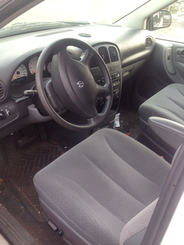2005 Dodge Grand Caravan SE
