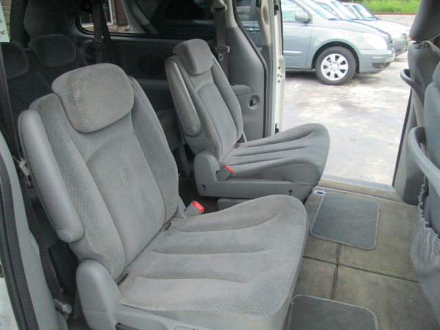 2005 Dodge Grand Caravan S