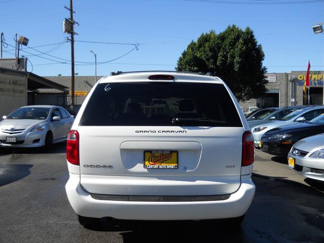 2005 Dodge Grand Caravan S