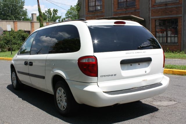 2005 Dodge Grand Caravan SE