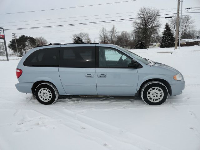 2005 Dodge Grand Caravan SE