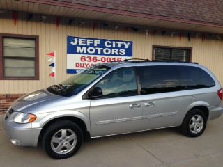 2005 Dodge Grand Caravan S