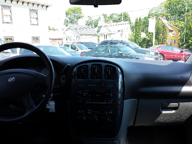 2005 Dodge Grand Caravan S
