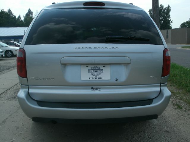 2005 Dodge Grand Caravan S