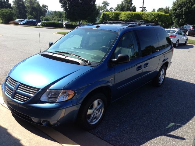 2005 Dodge Grand Caravan S