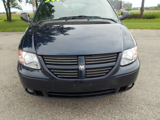 2005 Dodge Grand Caravan S