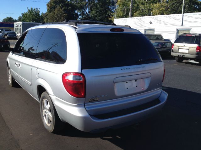 2005 Dodge Grand Caravan S