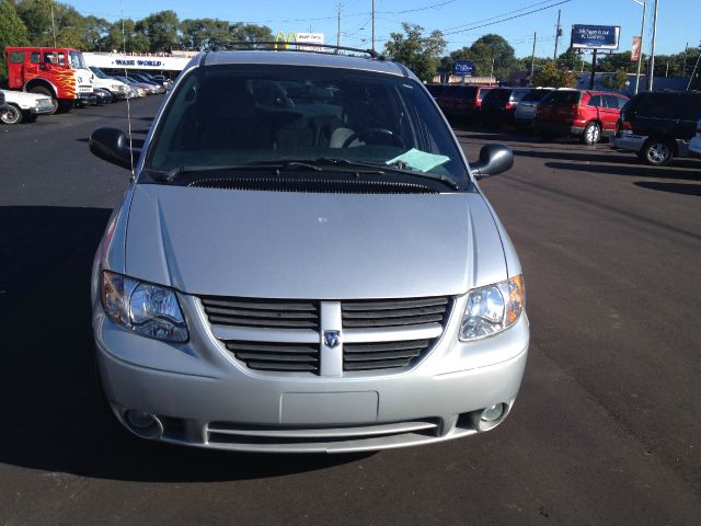 2005 Dodge Grand Caravan S
