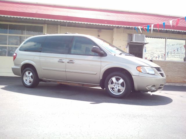 2005 Dodge Grand Caravan S