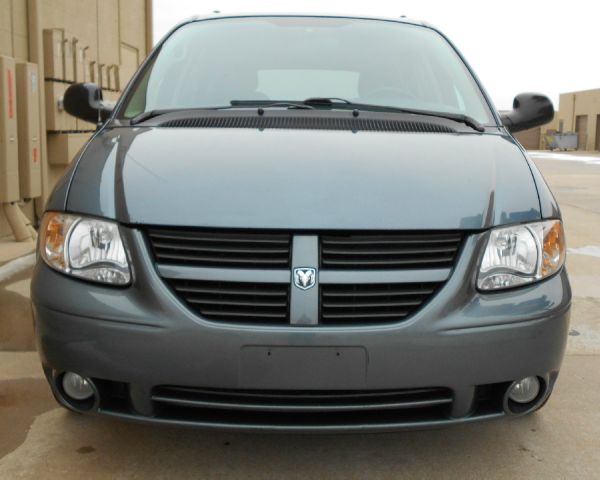 2005 Dodge Grand Caravan S