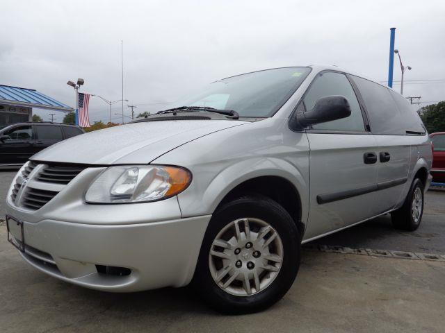 2005 Dodge Grand Caravan SE