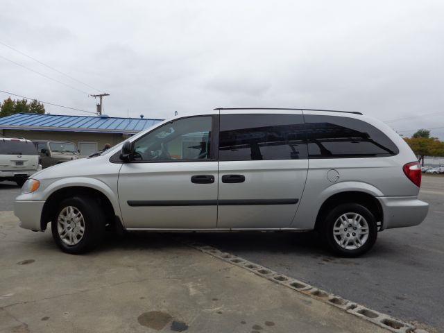 2005 Dodge Grand Caravan SE