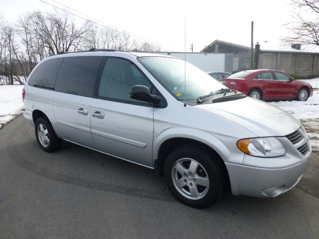 2005 Dodge Grand Caravan S
