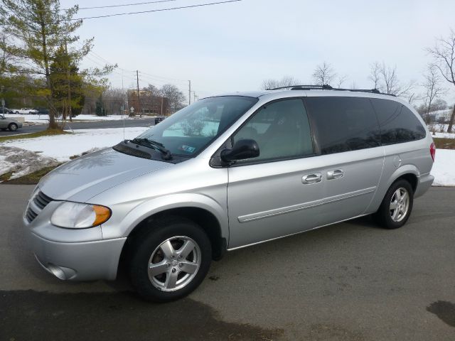 2005 Dodge Grand Caravan S