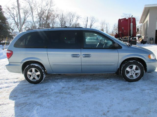 2005 Dodge Grand Caravan S