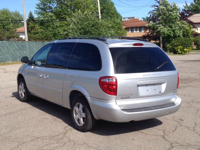 2005 Dodge Grand Caravan S