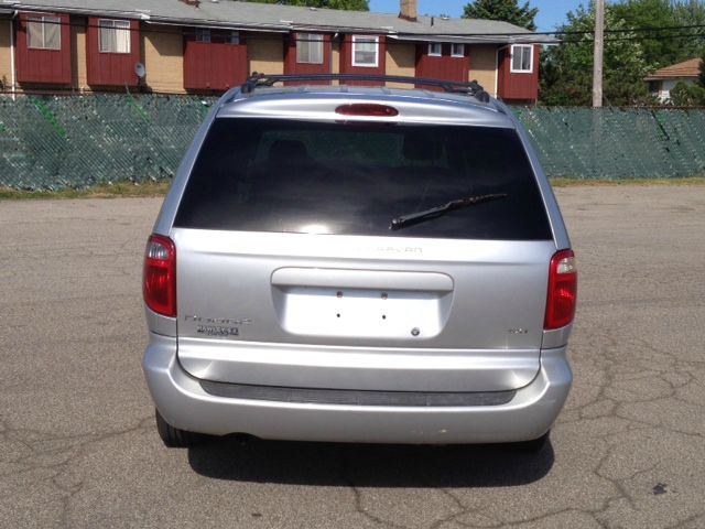 2005 Dodge Grand Caravan S