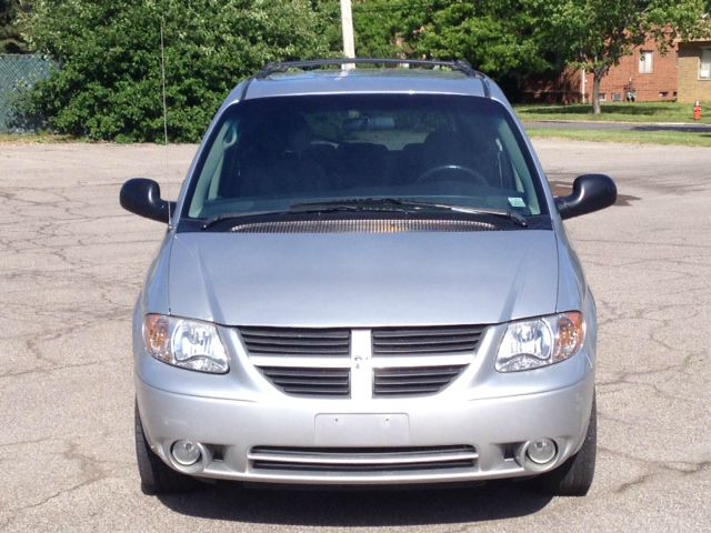2005 Dodge Grand Caravan S