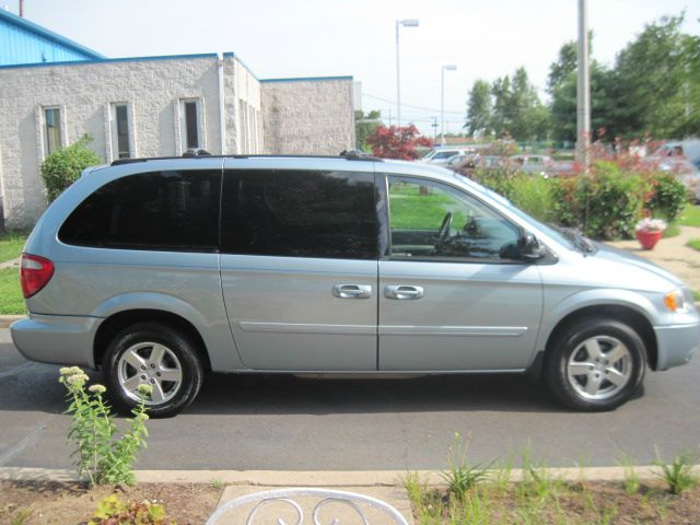 2005 Dodge Grand Caravan S