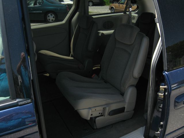 2005 Dodge Grand Caravan S