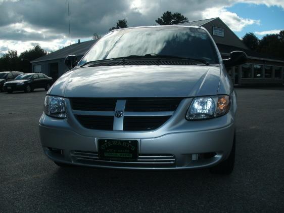 2005 Dodge Grand Caravan SE