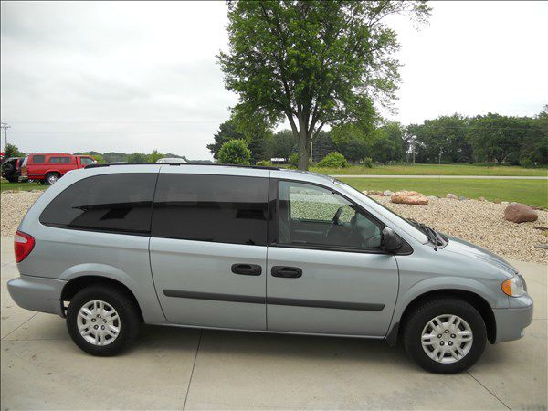 2005 Dodge Grand Caravan SE