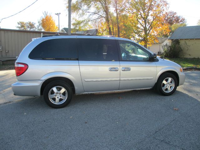 2005 Dodge Grand Caravan S