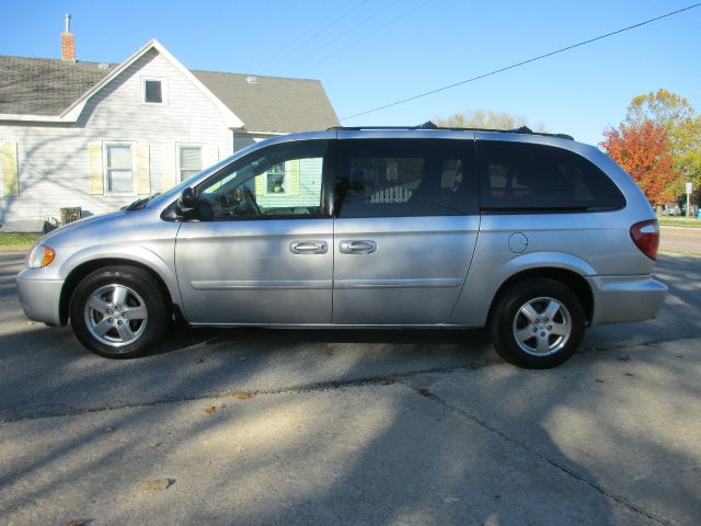 2005 Dodge Grand Caravan S