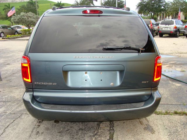 2005 Dodge Grand Caravan S